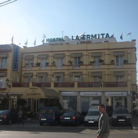 Hostal La Ermita เนร์คา ภายนอก รูปภาพ