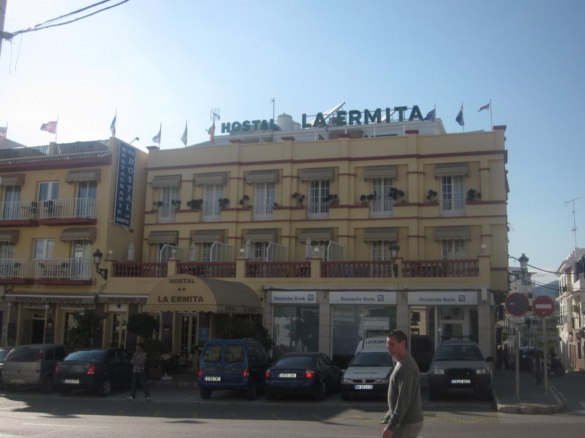 Hostal La Ermita เนร์คา ภายนอก รูปภาพ